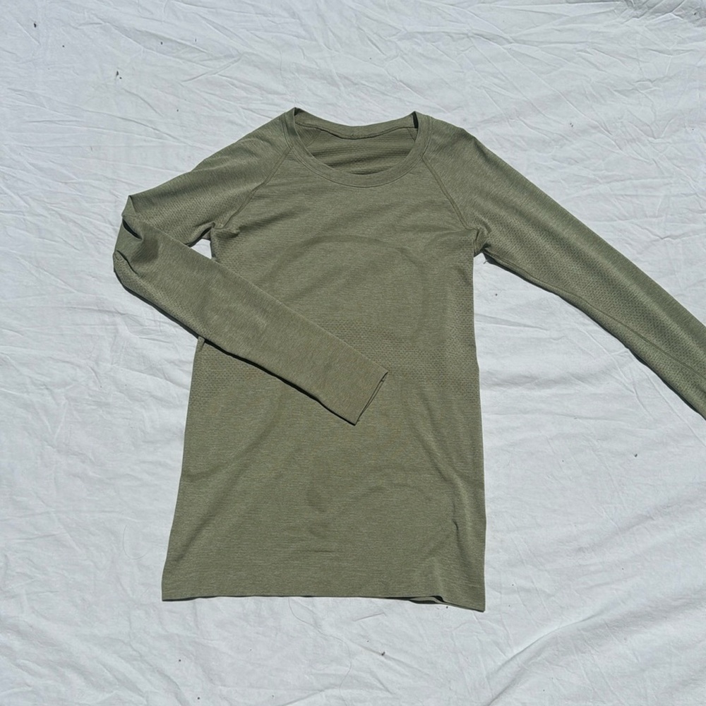 lululemon green swiftly tech long sleeve